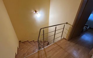 Casa tip duplex - zona Centru - Poză 9