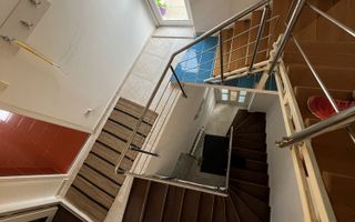 Ultracentral Umf   apartament 3 camere proprietar - Poză 2