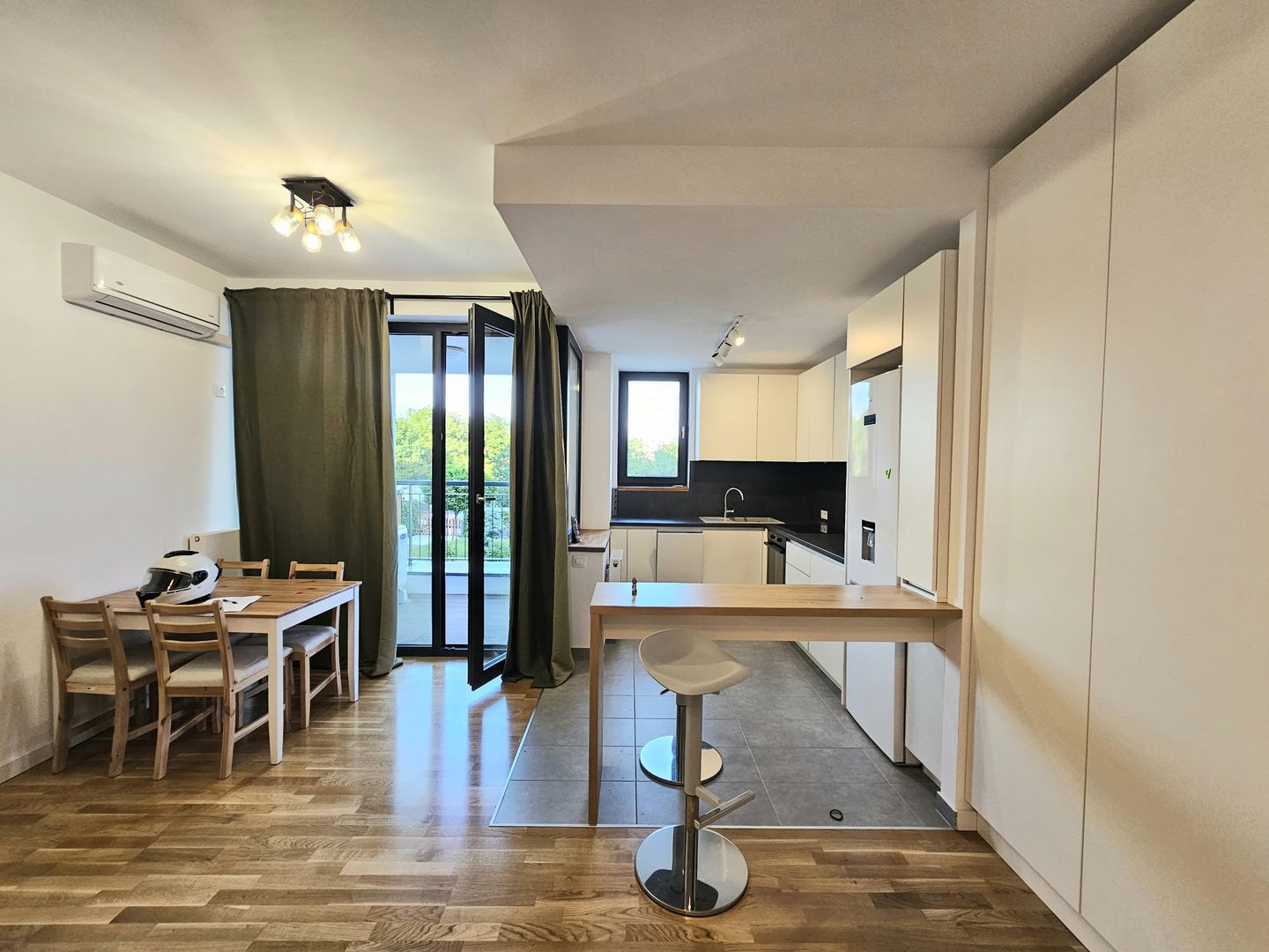 3 camere Iancu Nicolae Padurea baneasa - Poză 1