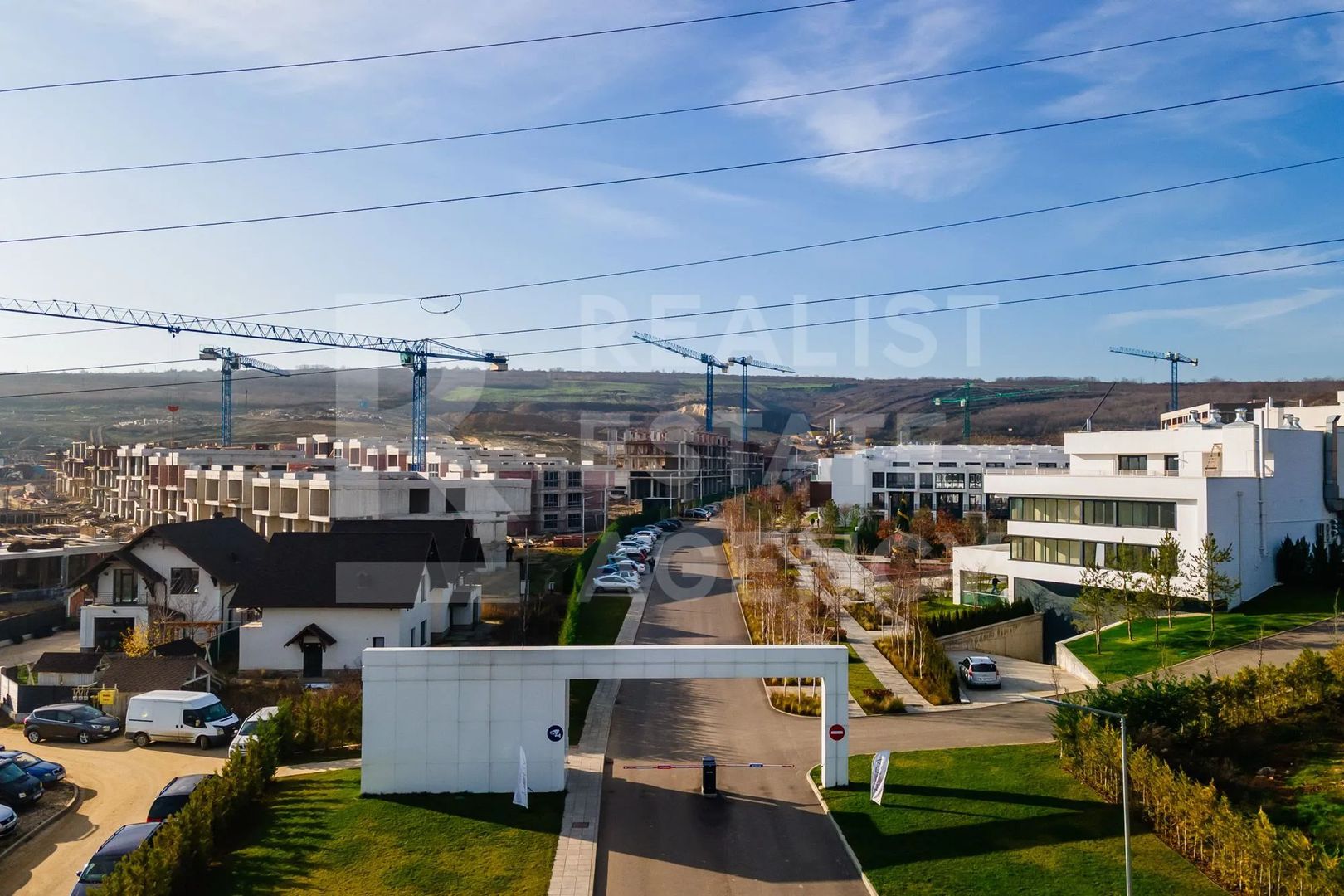 Vânzare, apartament, 2 camere, str. Bisericii, Durlești - Poză 1