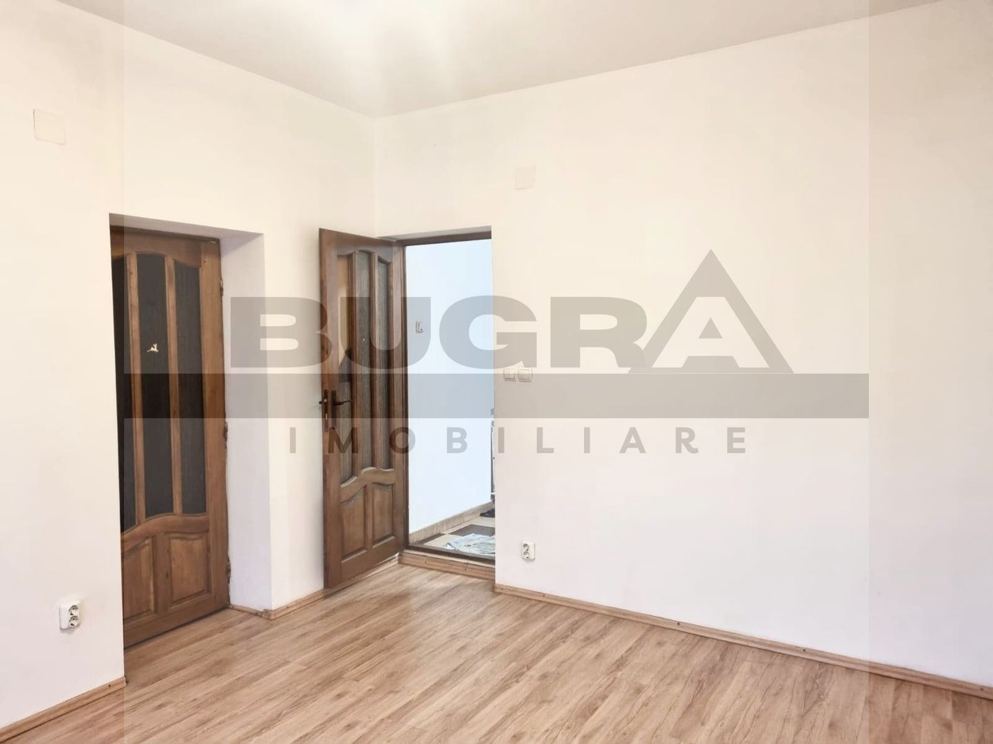 Oaza de liniste in inima orasului – apartament de 3 camere la casa - Poză 6