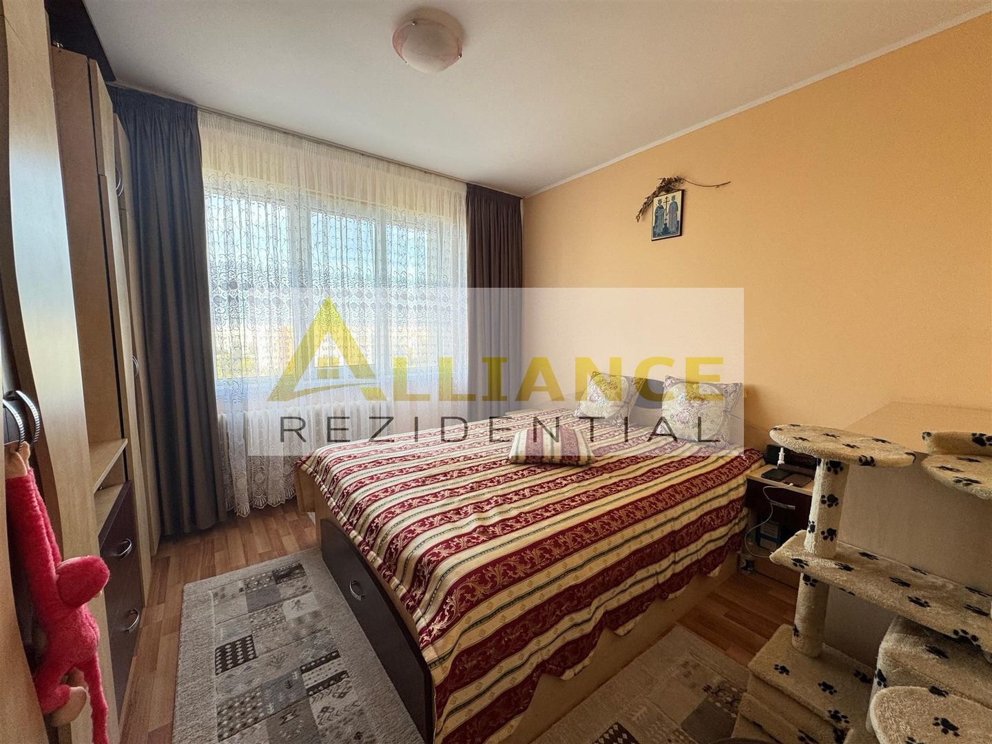 Apartament 3 camere decomandat { Grand Arena } - Poză 1