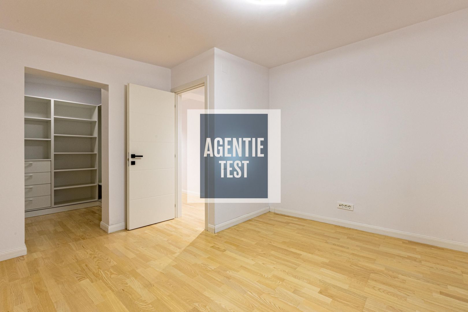Apartament cu 4 camere de închiriat în zona Alexandru cel Bun - Poză 10