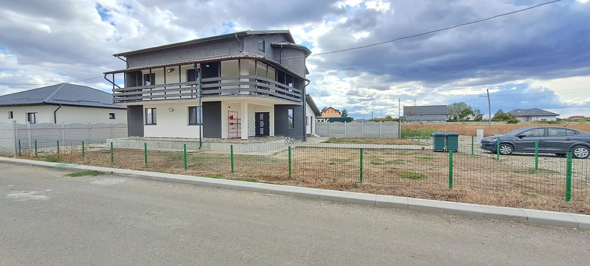SABARENI, inchiriere vila: cazare, clinica, gradinita, after school - Poză 1