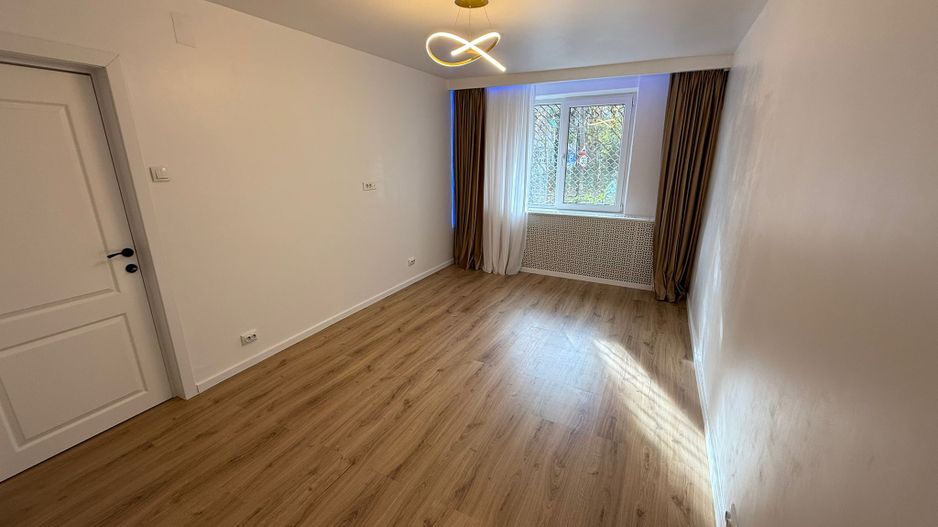 Garsoniera Renovata - Decomandata - Gorjului - Metrou 10 minute - Poză 13