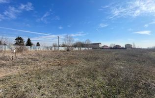 GIULESTI | Teren intravilan PUZ V3a2 3 loturi: 5500 + 1800 + 1800