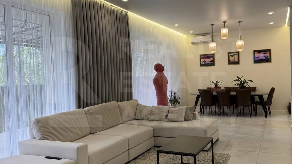 Vânzare, casă, 3 camere, șos. Hîncești, Centru - Poză 1