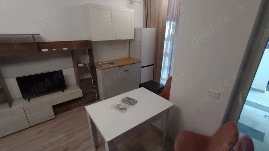 Apartament 3 camere cu 2 bai, terasa, gradina și parcare - Poză 1
