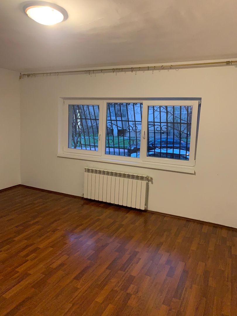 Vanzare 3 Camere Mall Vitan, Încălzire în pardoseală, Lângă Grădiniță și Școli - Poză 7