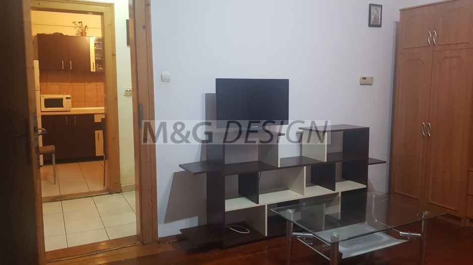 Apartament 1 camera Iosefin la curte - Poză 2
