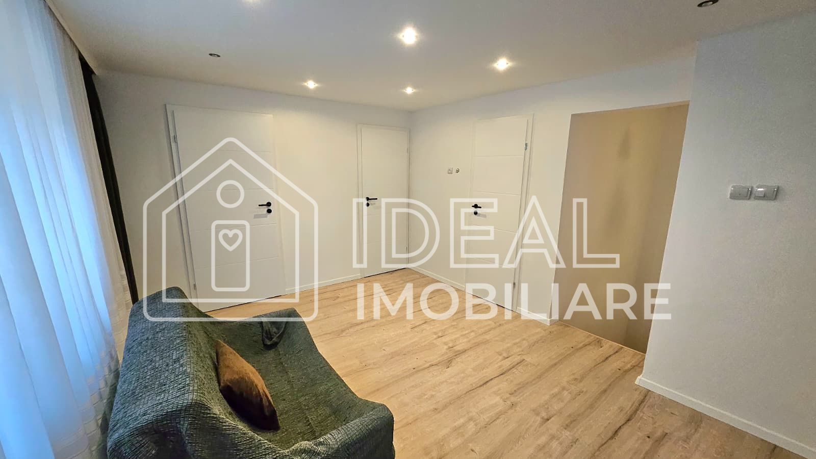 Casă individuala cu 5 camere garaj și pivnita in Turnisor - Poză 13