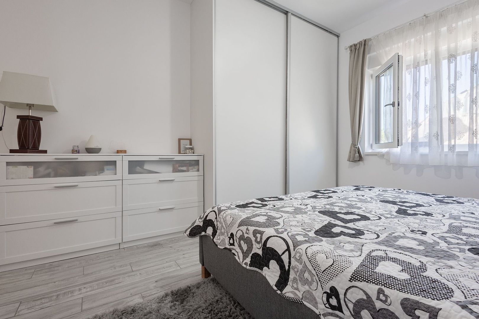 De Vanzare | Vila Lux | Teren 1000 mp | 226mp utili | 3 Bai | Garaj - Poză 23