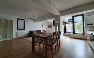 Proprietar, Apartament Domenii, 4 camere, loc parcare și boxă inclusa, etaj 2/3 - Poză 4
