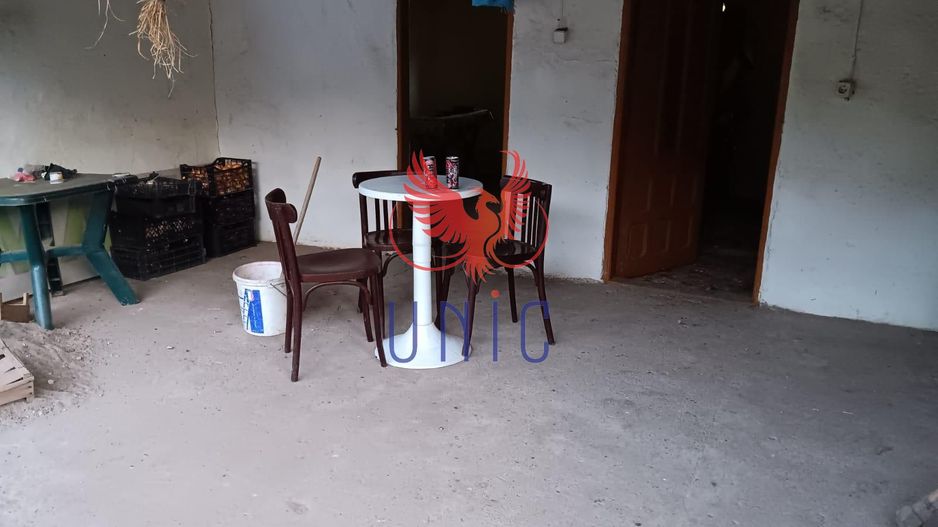 Casa cu teren de 3300mp , Gura Vaii! - Poză 16