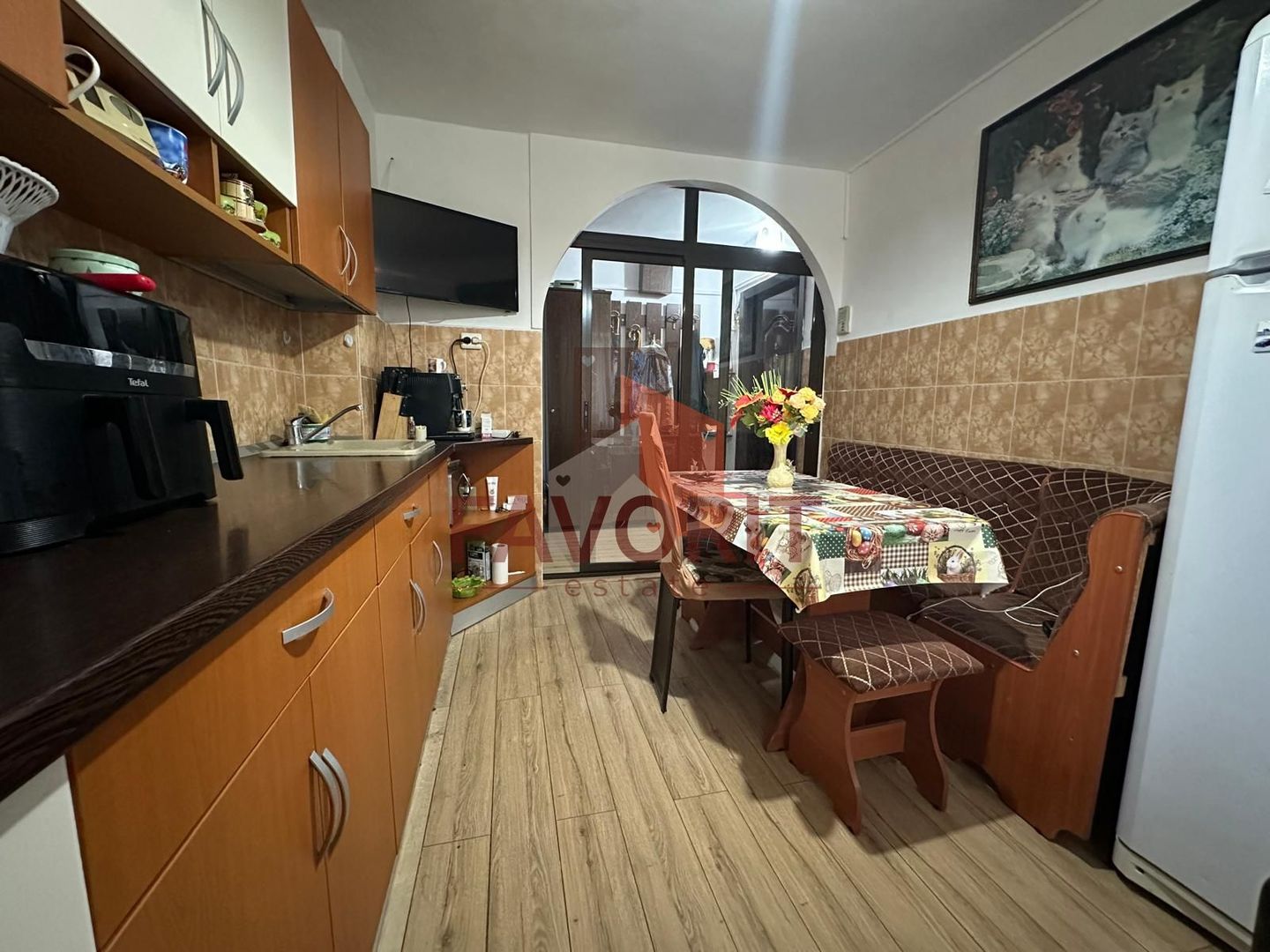 3 camere | centrala proprie | mobilat si utilat | zona excelenta | - Poză 6