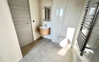 APARTAMENT DEOSEBIT CU 3 CAMERE LA VANZARE CU VEDERE LA LAC - Poză 18