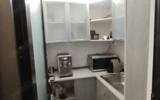 Spatiu Birori Apartament 4 camere - Poză 9