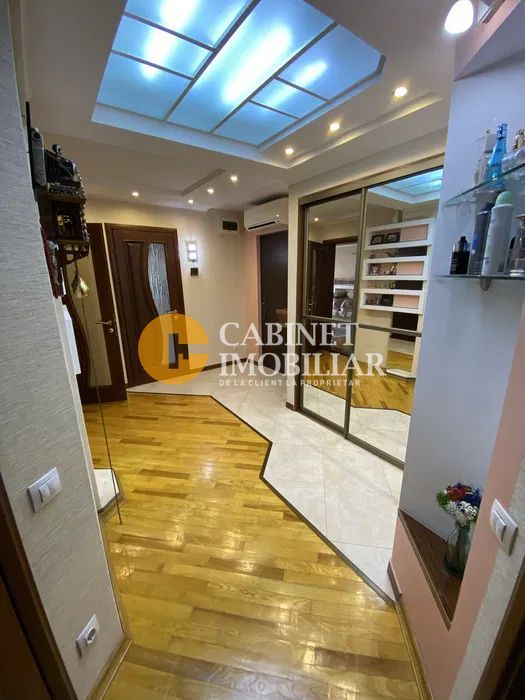 Apartament  3 Camere Decomandat - Et 1 - Bloc 1989 - Poză 5