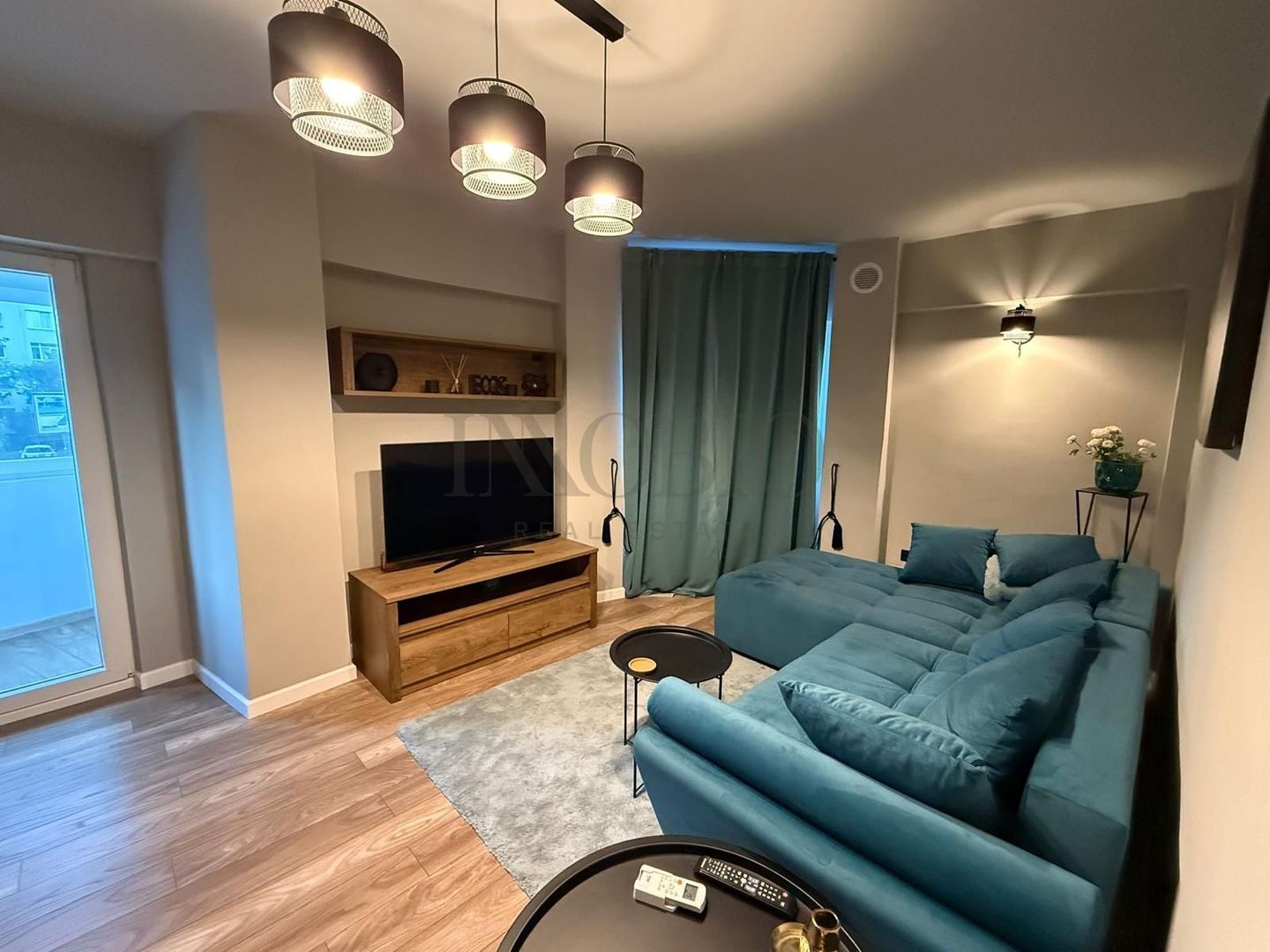 Apartament 2 camere renovat | Centrală proprie | Aurel Vlaicu - Poză 1