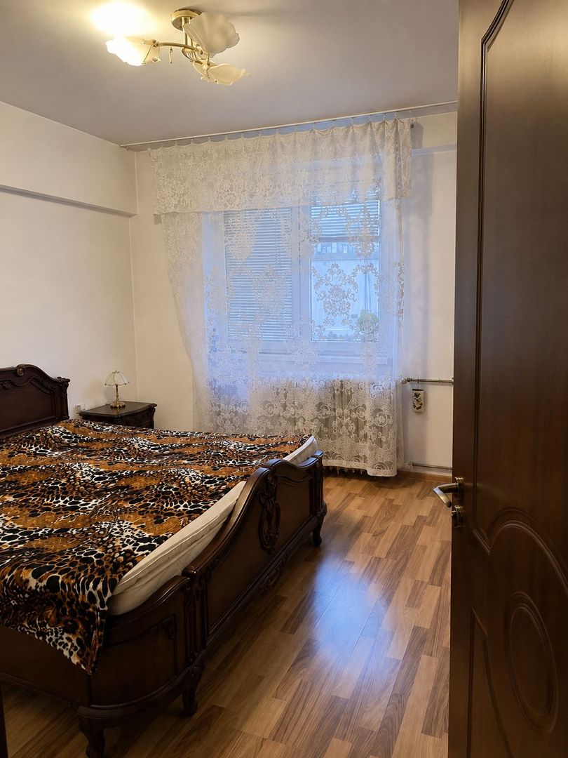 Apartament 3 camere, etaj 1,Bd Timisoara - Poză 6