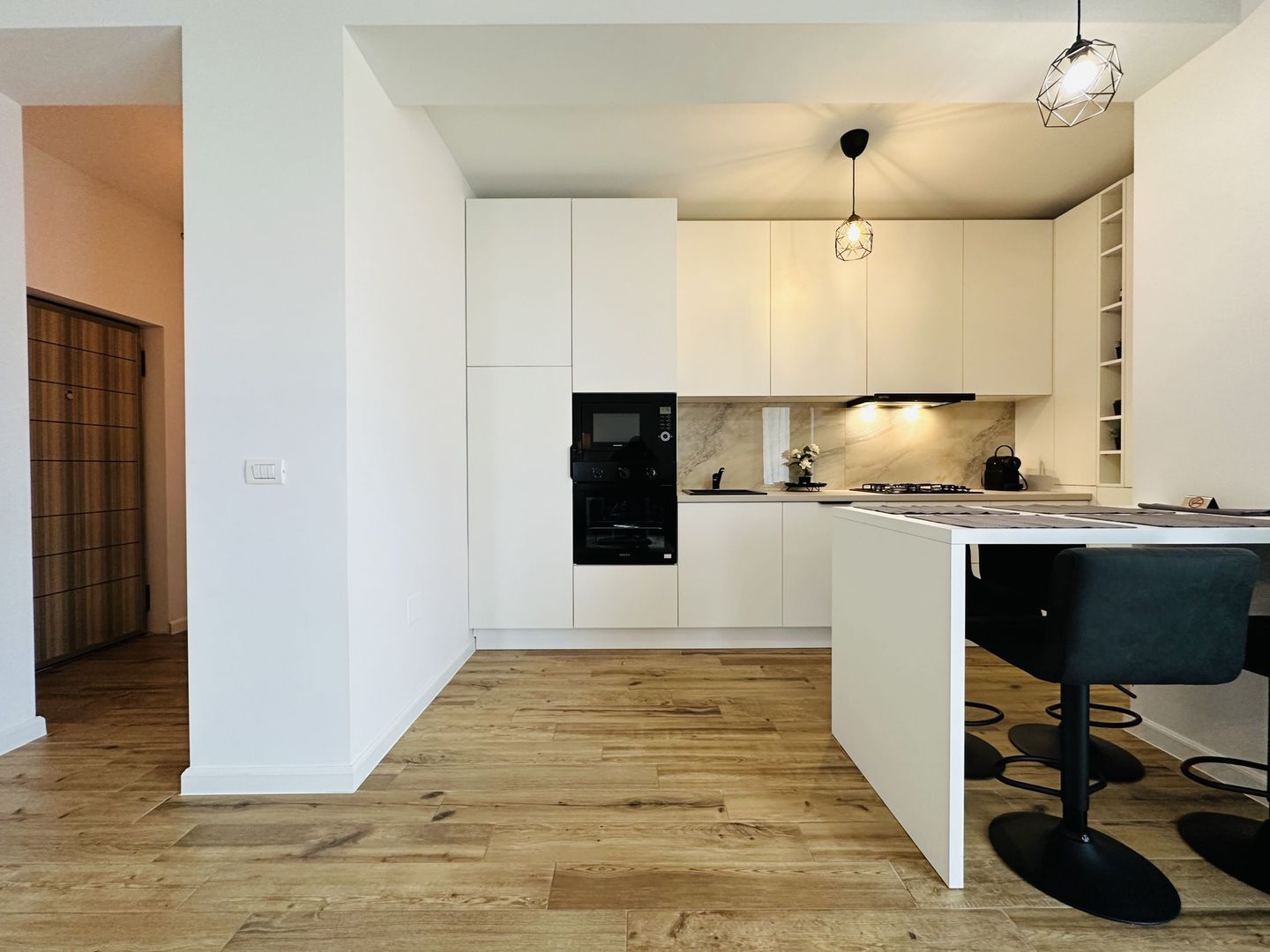 Oferta inchiriata - Apartament spatios si luminos - Segmentul Premium - Poză 7