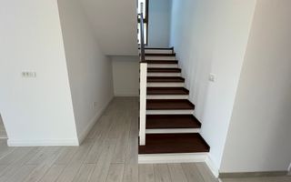 Duplex despartit prin spatiu tehnic - Poză 8