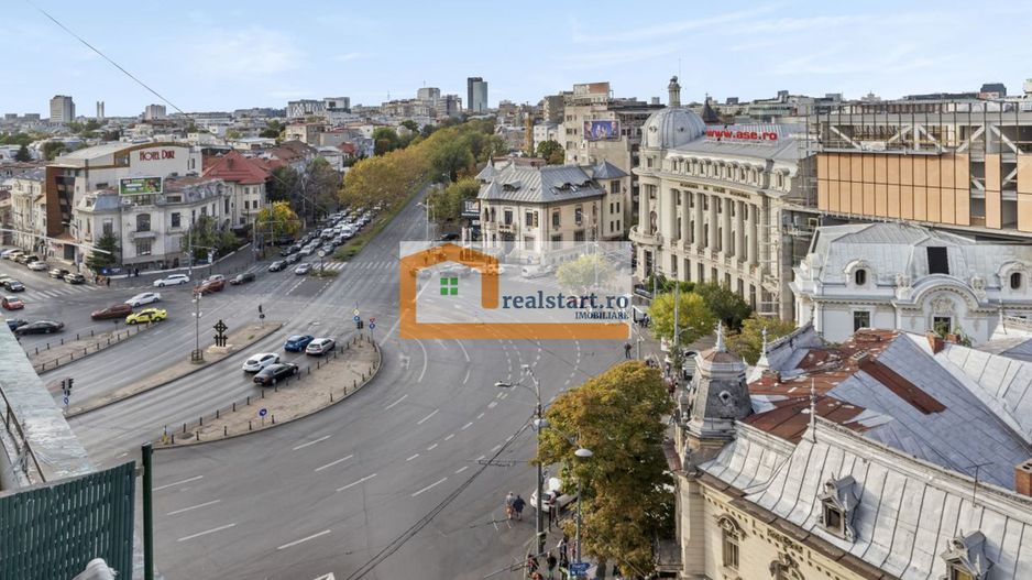 Pta Romana, Vedere spectaculoasa, Renovat total, inclusiv instalatii - Poză 10