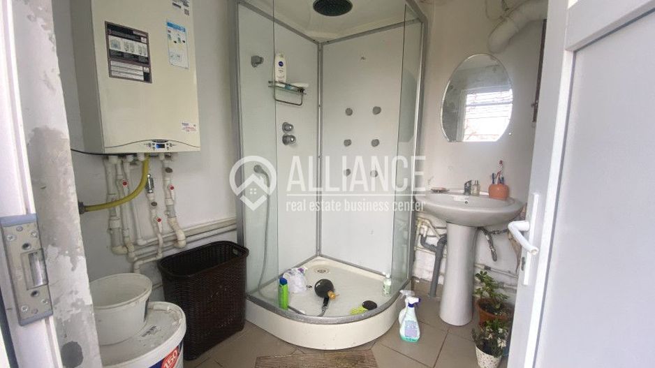 PALAZU MARE  CONSTANTA(COD 07) Casa P+1 etaj cu teren de 1400 mp - Poză 19