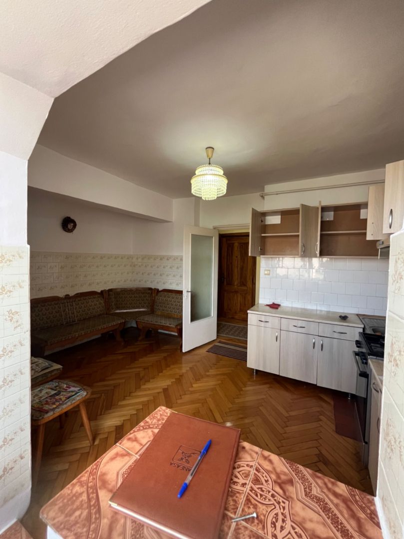 Apartament 4 camere 2 bai Central - Poză 5
