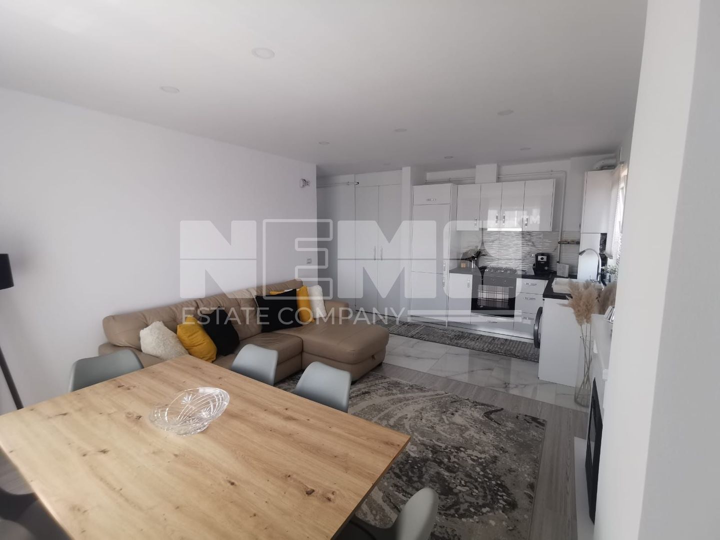 Închiriez apartament 3 camere | 60 mp | Rădăuți Zonă Centrală - Poză 5