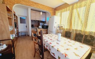 Casa individuala de vanzare, Cetate - Poză 3