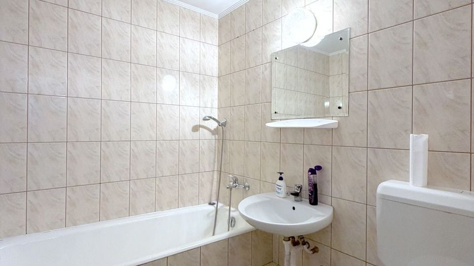 3 camere etaj 3 Stefan cel Mare-Polona - Poză 12