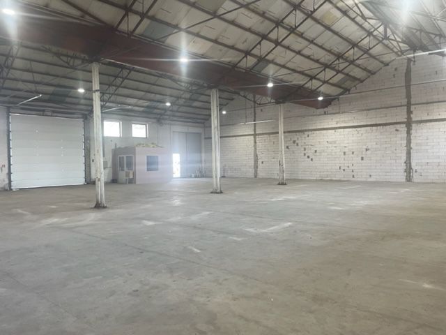 300mp. hala depozitare/productie zona S Timisoara - Poză 1