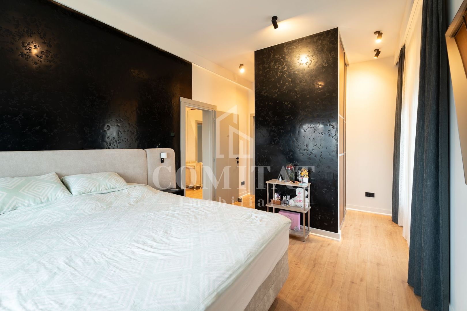 Casă generoasă la intrarea în cartierul Făget - Poză 8