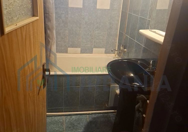 Apartament 3 camere, semidecomandat, cartier Dacia, centrală proprie, izolat, 53 mp, etaj 4 - Poză 4