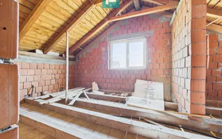 Casa la gri in Frumuseni - Poză 14