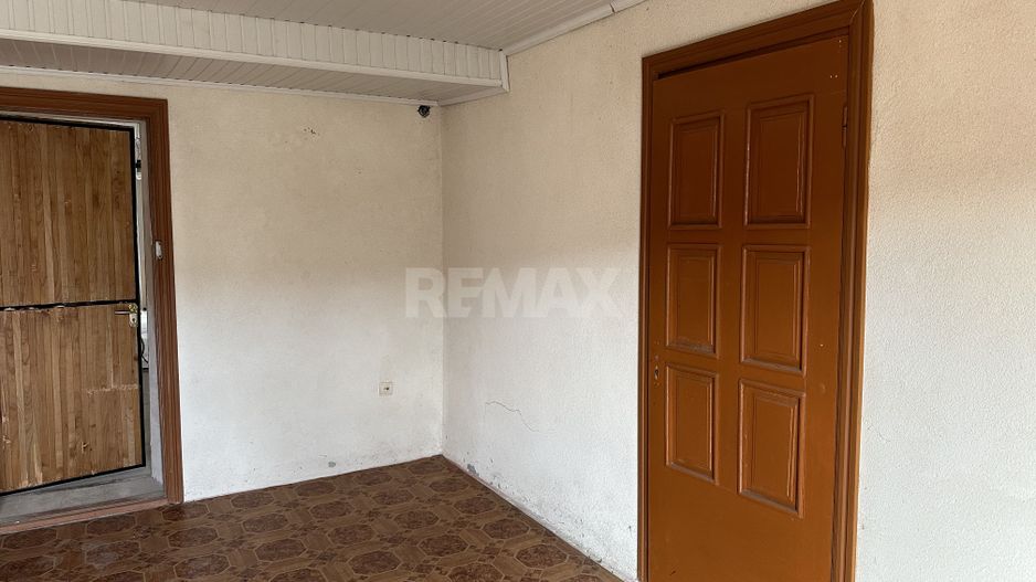 De vânzare spațiu comercial cu suprafața totală de 500m2  pe teren de 7ari în centru Orheiului. - Poză 7