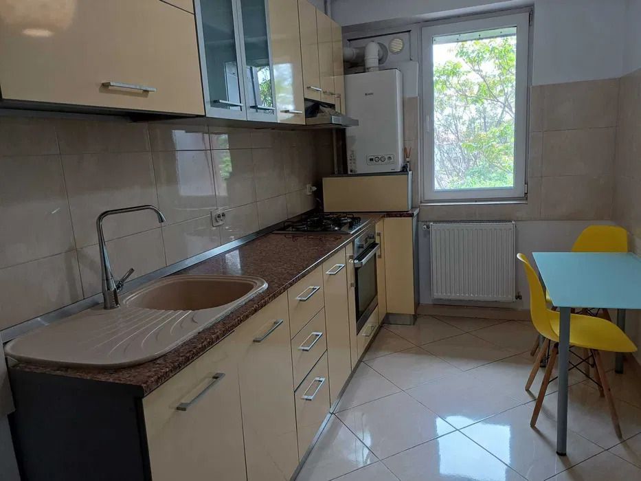AP. 2 CAMERE APARATORII PATRIEI - PARCARE INCLUSA, CENTRALA, METROU - Poză 4