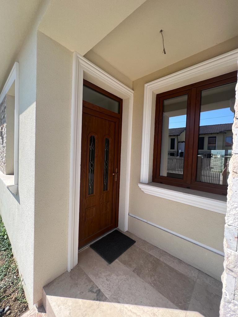 Duplex deosebit în Dumbravita - Poză 1