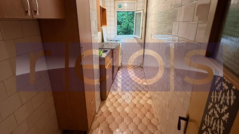 Vnzare apartament 3 camere | Teiul Doamnei - Poză 4