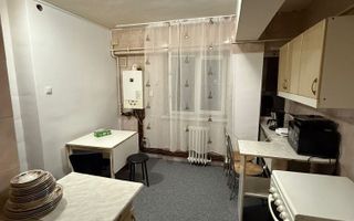 Apartament cu 3 camere- Ultracentral - Poză 3