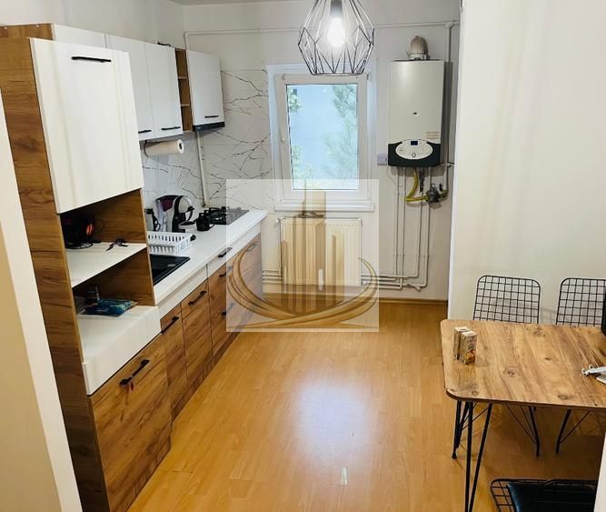 Vând apartament cu 2 camere-Aradului - Poză 4