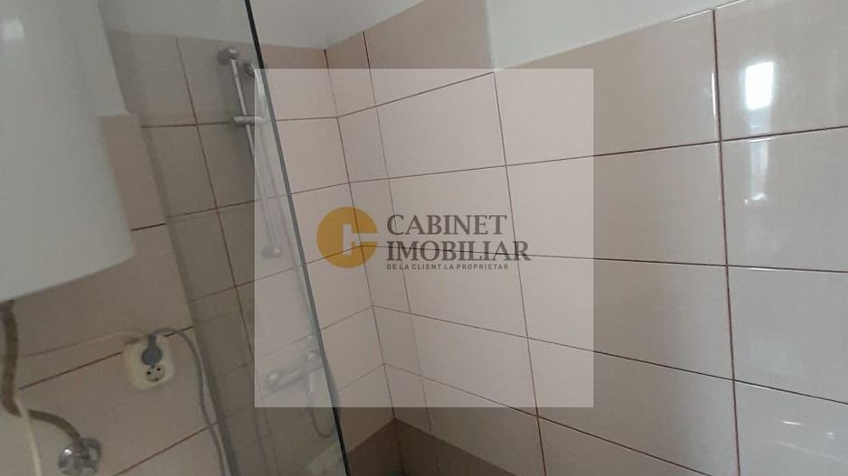 Garsoniera cu balcon  | 32mp  | Universitate  | Pretabil Airbnb - Poză 4