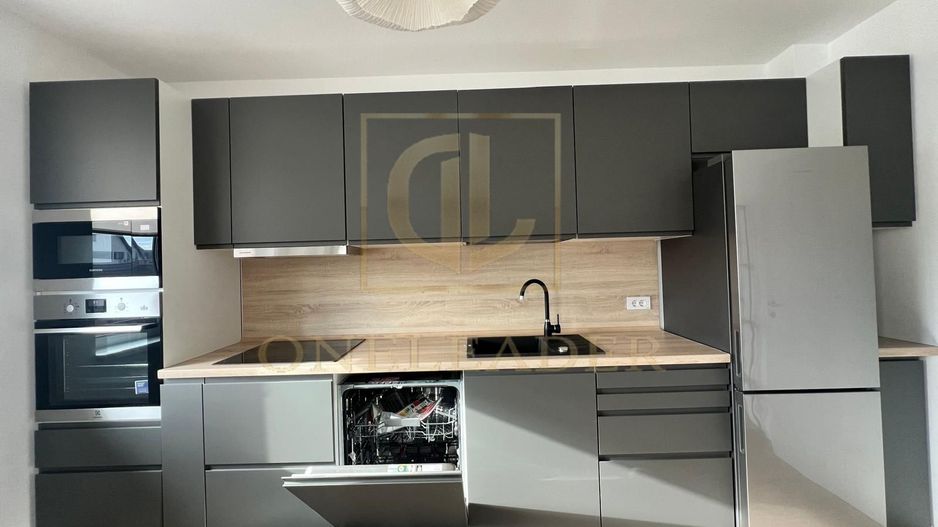 Apartament 2 Camere | Coresi | Parcare Inclusă - Poză 2