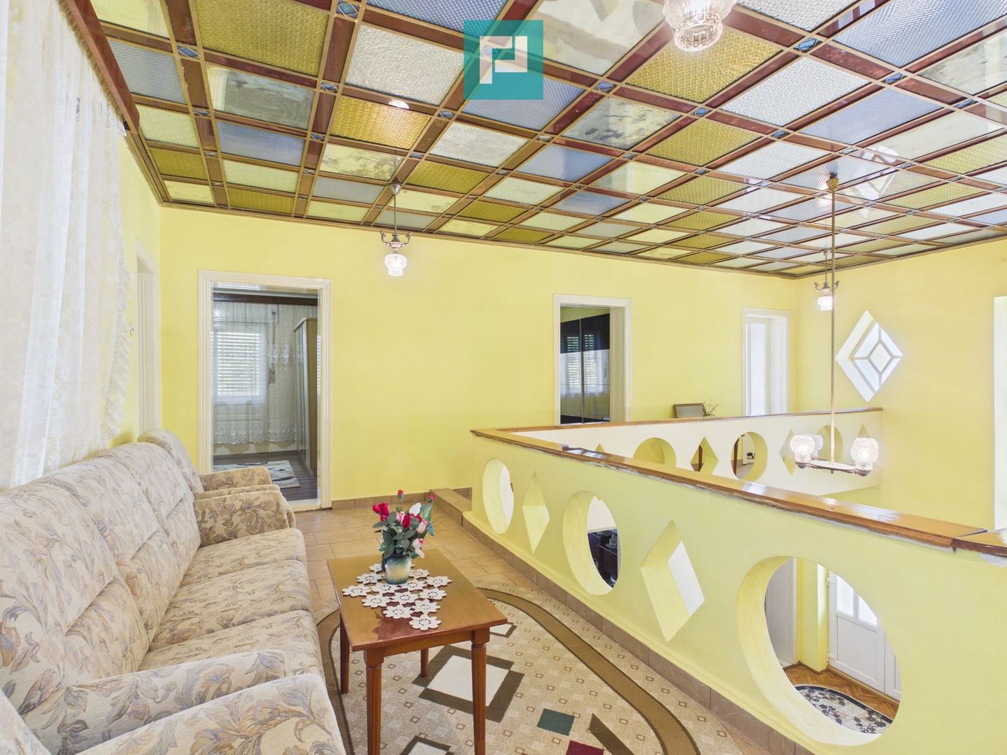 Casă/vilă cu 10 camere – Ineu, centru - Poză 7