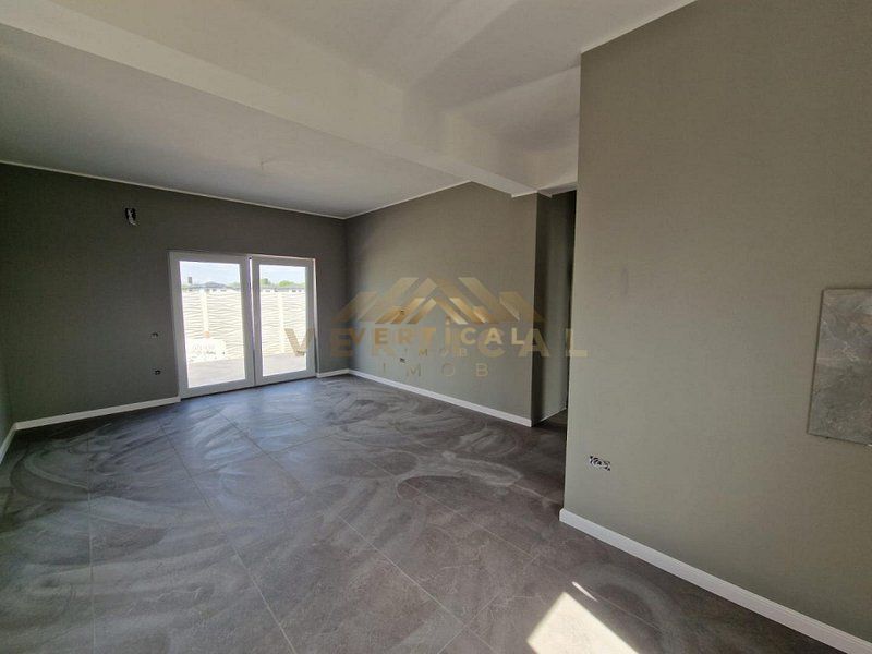 Casa individuala cu 3 camere in comuna Berceni - Poză 4