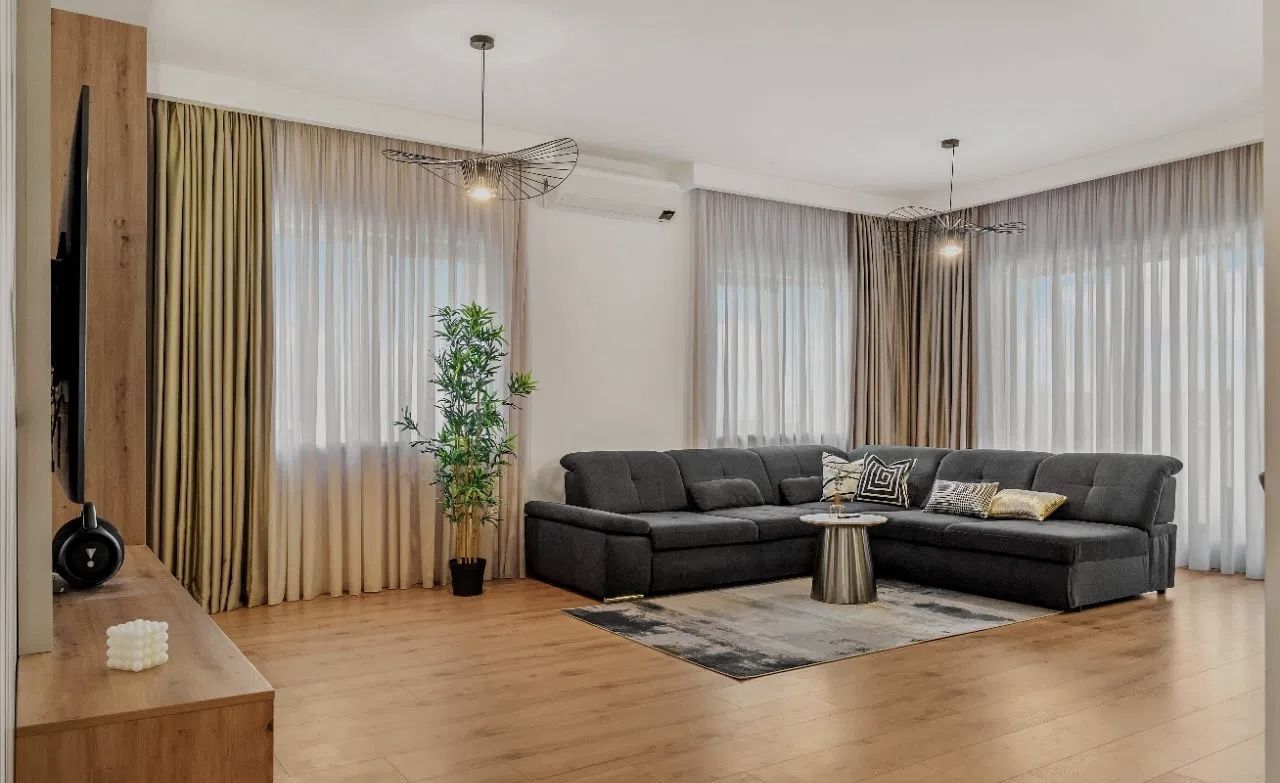 Închiriere Penthouse 3 camere 155mp | Terasă 50mp | Locuri de parcare - Poză 1