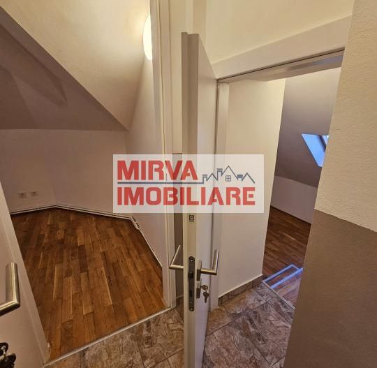 🏢 Spațiu de birouri – 5 camere, 3 băi – Mansardă vilă, Central - Poză 32