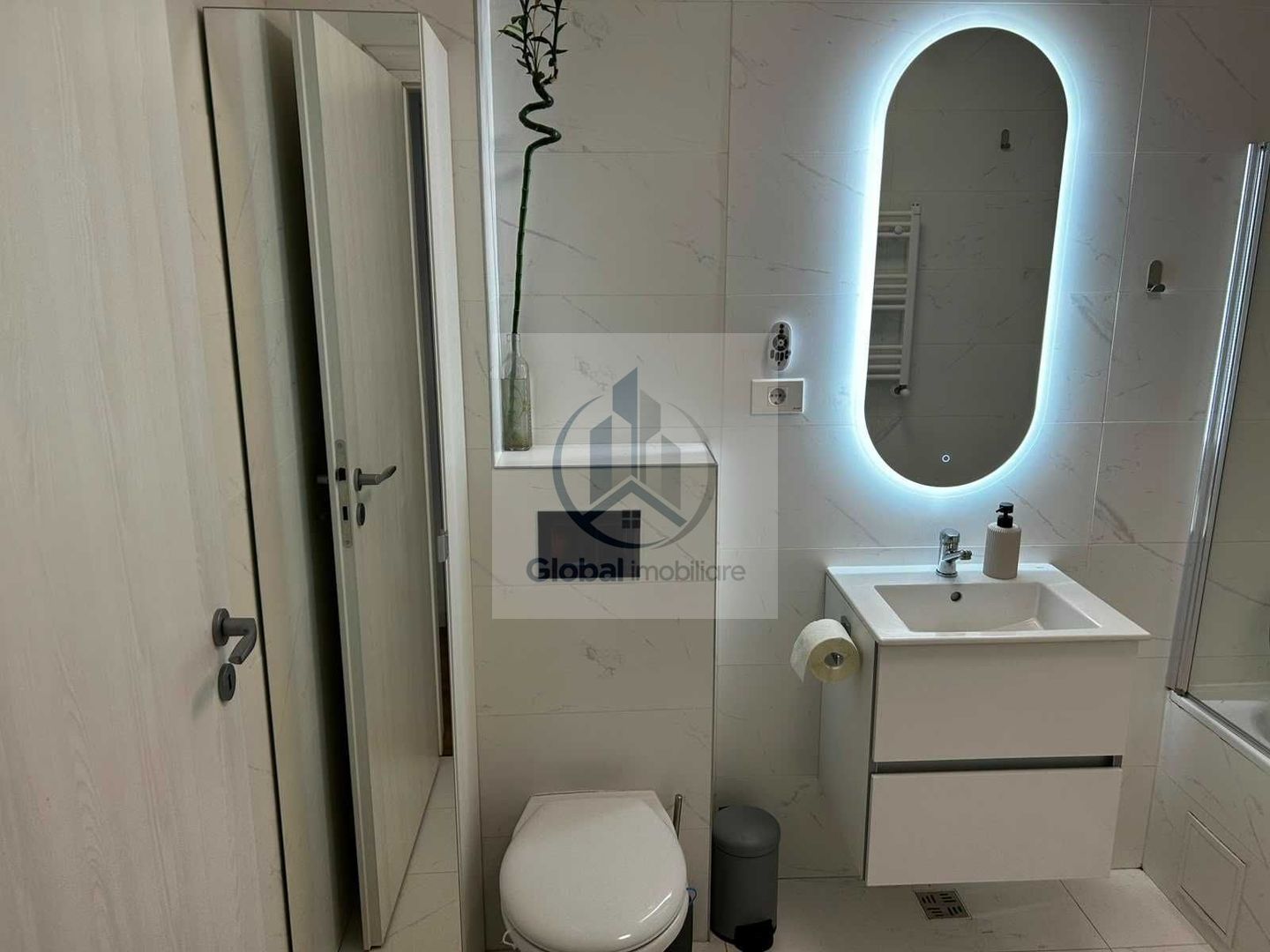 Proprietar, inchiriez apartament cu 3 camere si loc de parcare, pe Sos Viilor, aproape de metrou si Parcul Carol - Poză 7