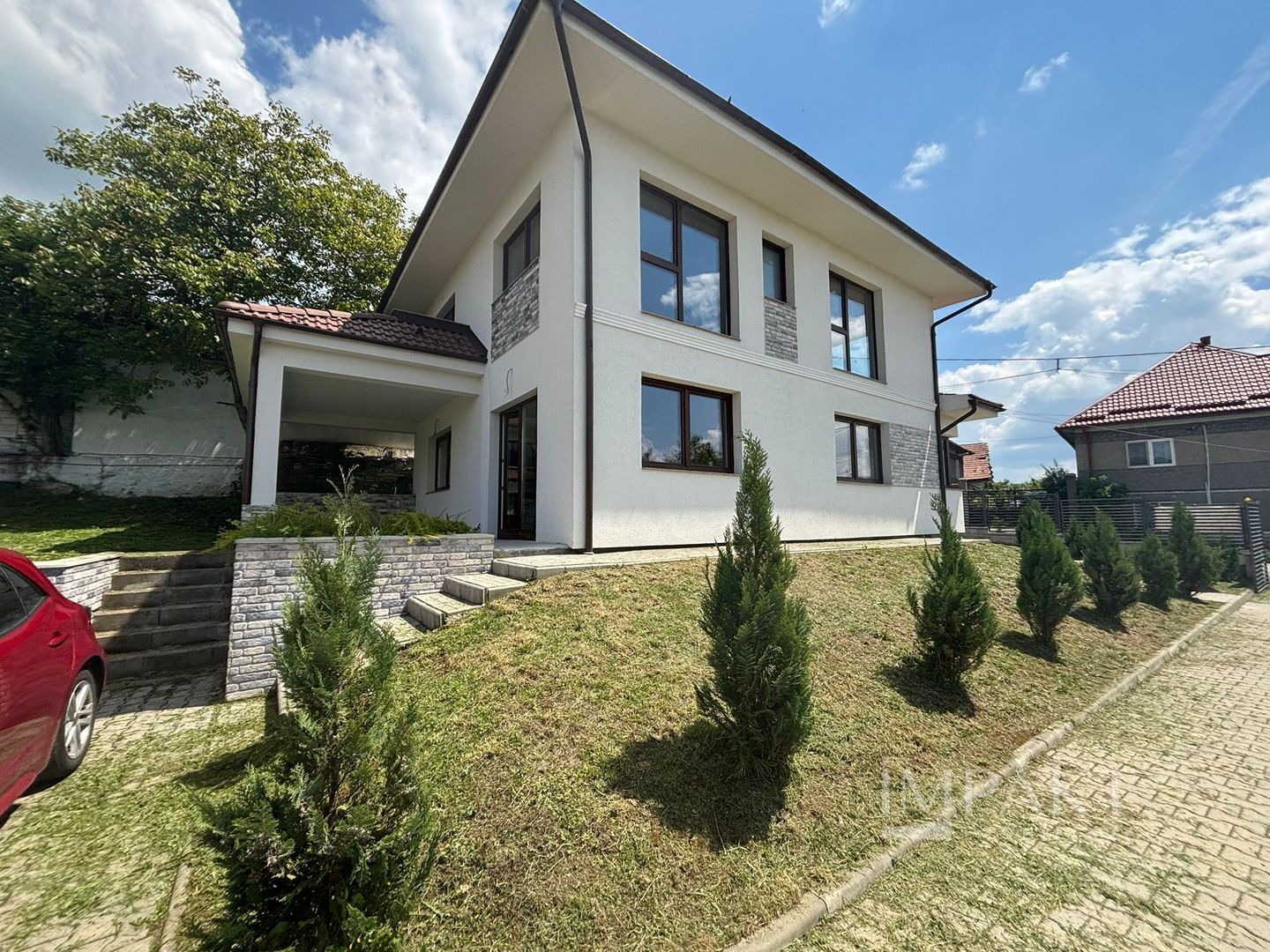 Casa individuala superba de vanzare in Chinteni! - Poză 2